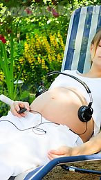music for pregnancy relaxation